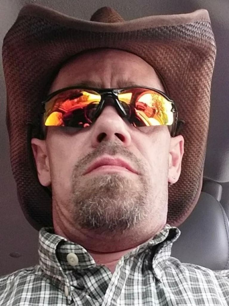 Bryan Dale Bennett Profile Photo