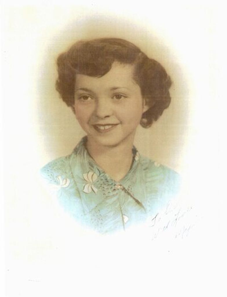 Maxine Marie Stavers Profile Photo