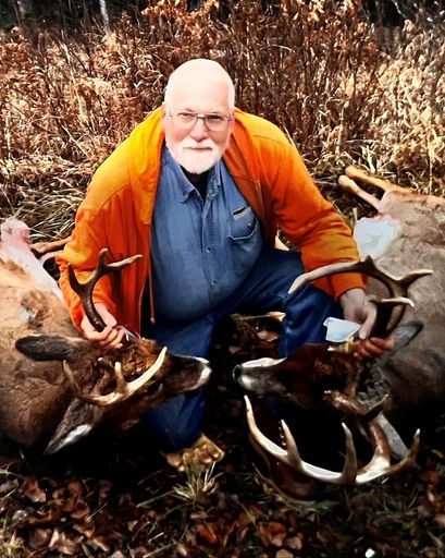 Ray M. Lee's obituary image