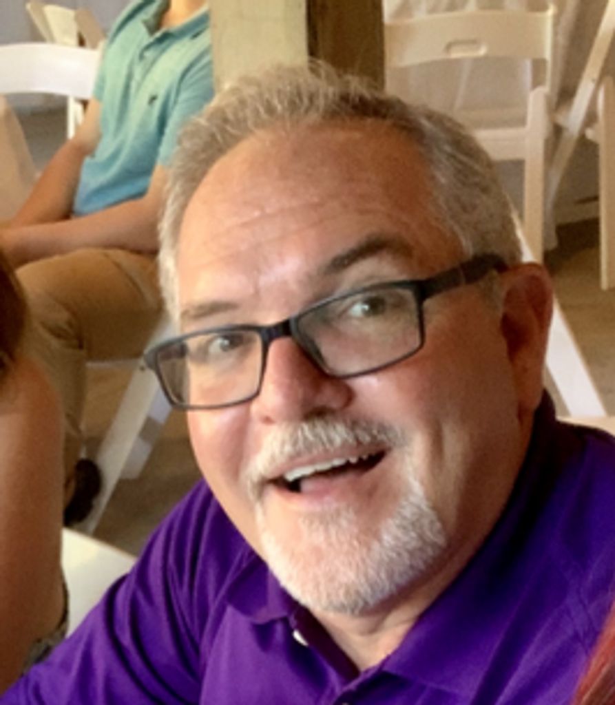 Thomas Tucker Profile Photo