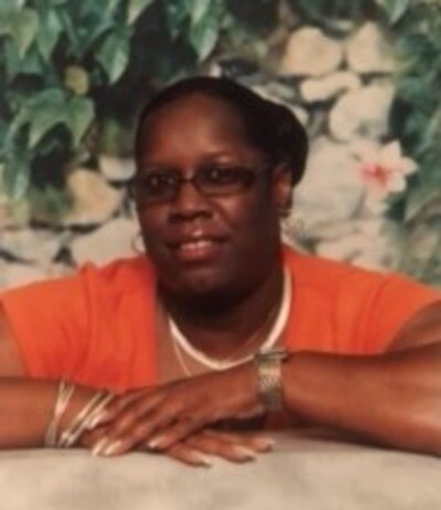 Lovasie   Jones Profile Photo