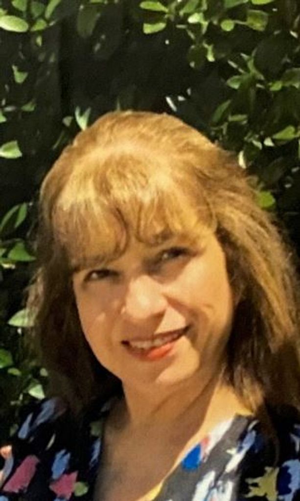 Maria Rosa Nelly Carlos