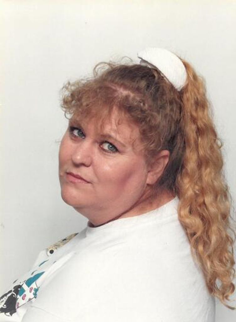 Elene Winstead Profile Photo