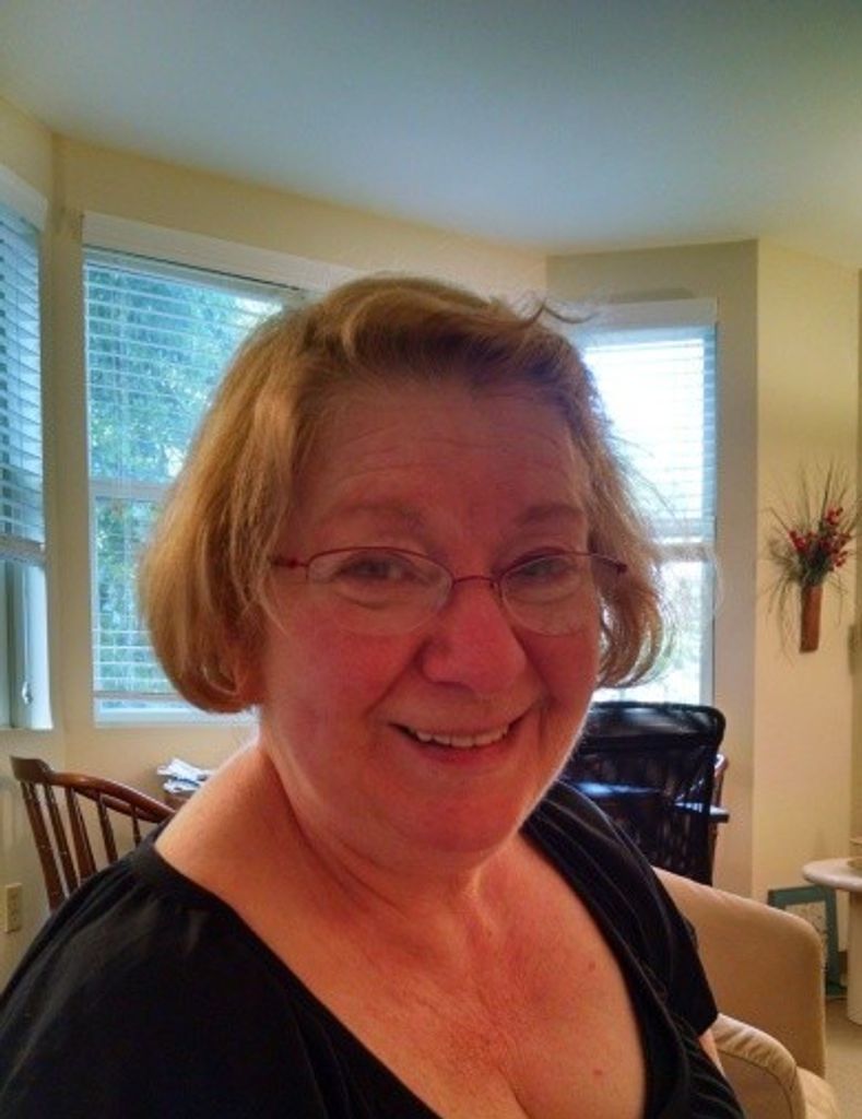 Elinor "Ronni" Felicetti