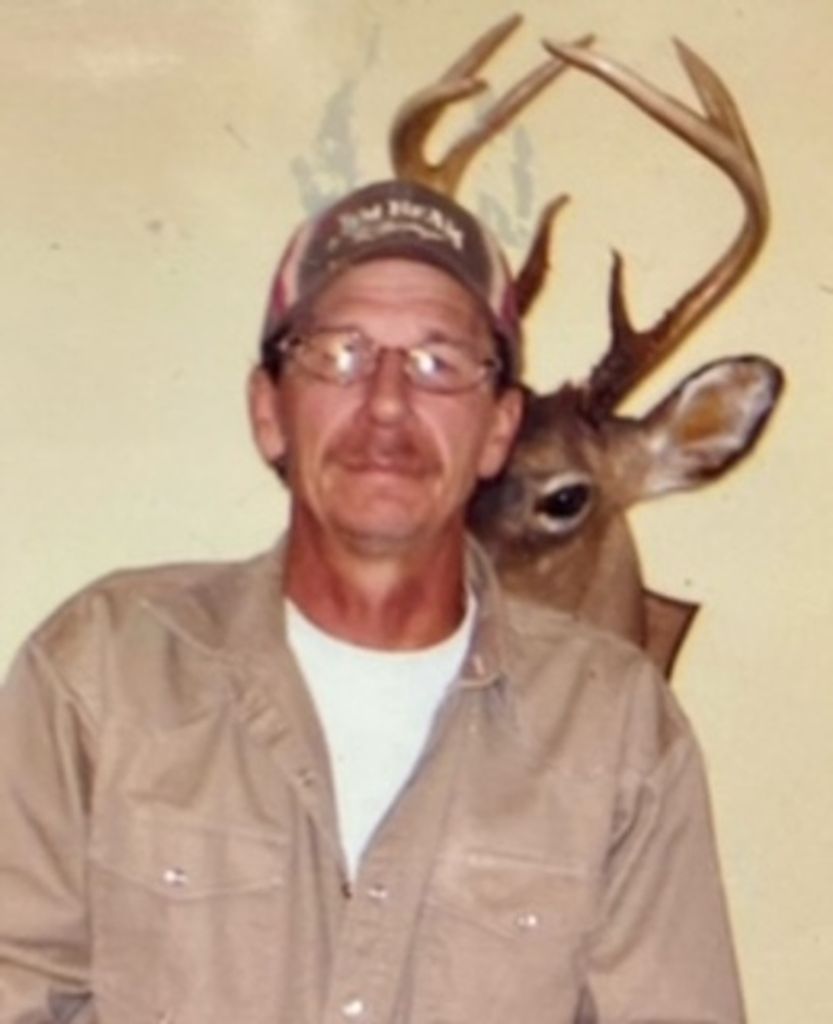 Lester Slade Profile Photo