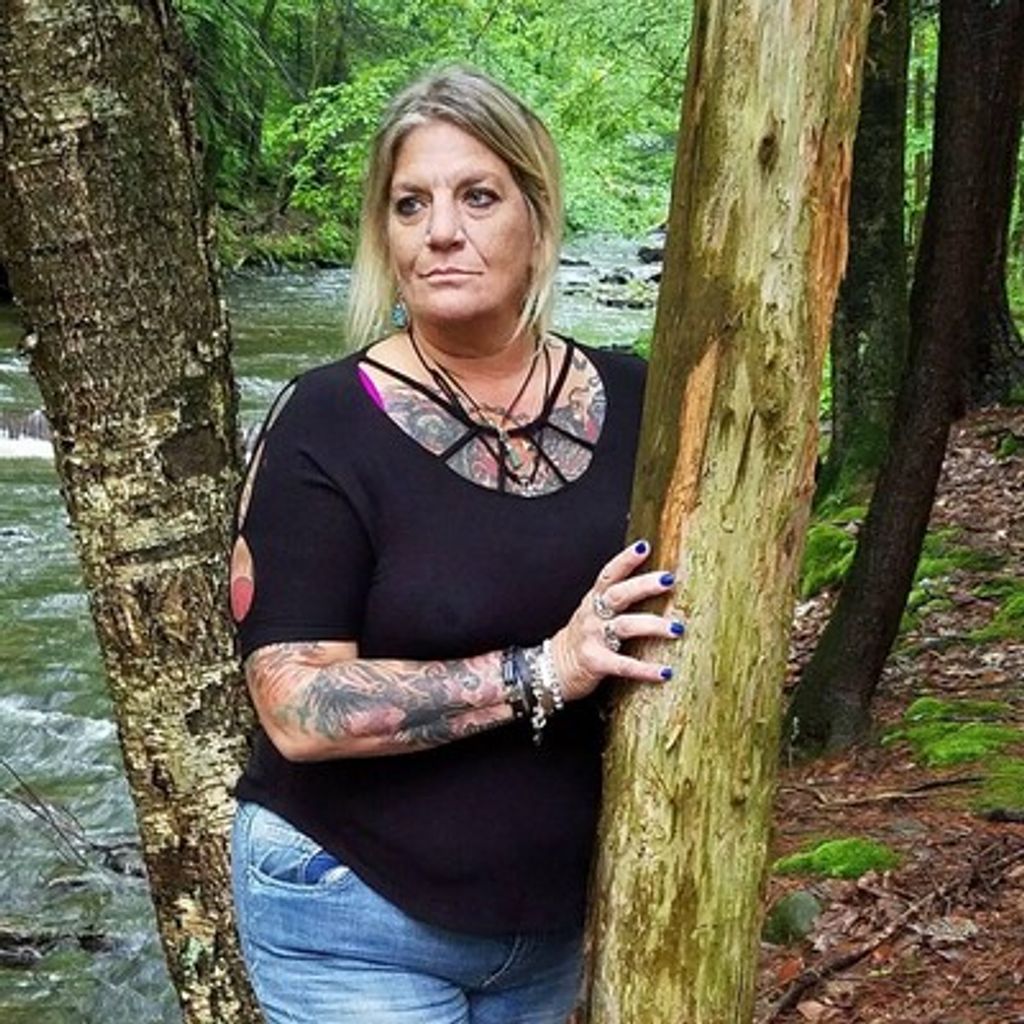 Elisabeth Lawrence Cromwell Profile Photo