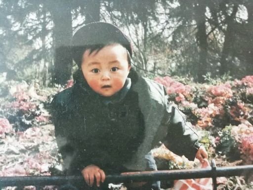Shuai "Tom" Sun photo gallery thumbnail 16 of 21