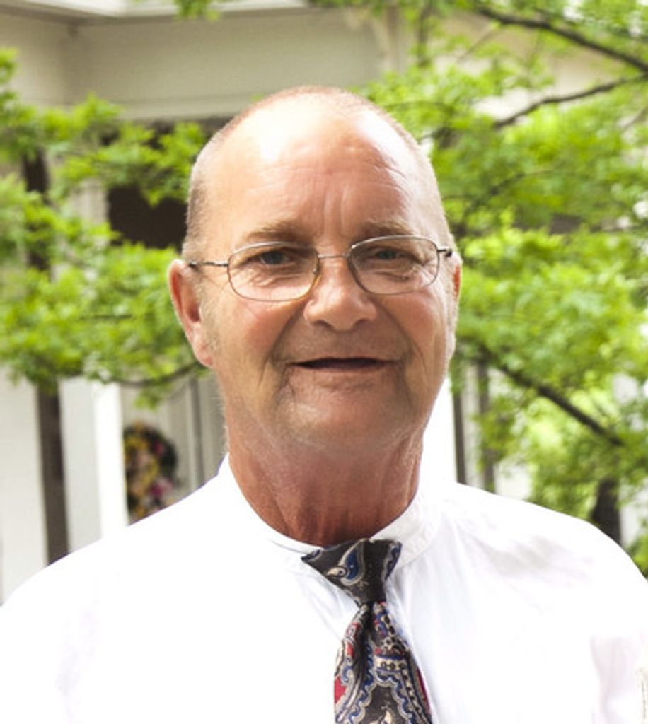 Carl Wayne Rigsbee Profile Photo