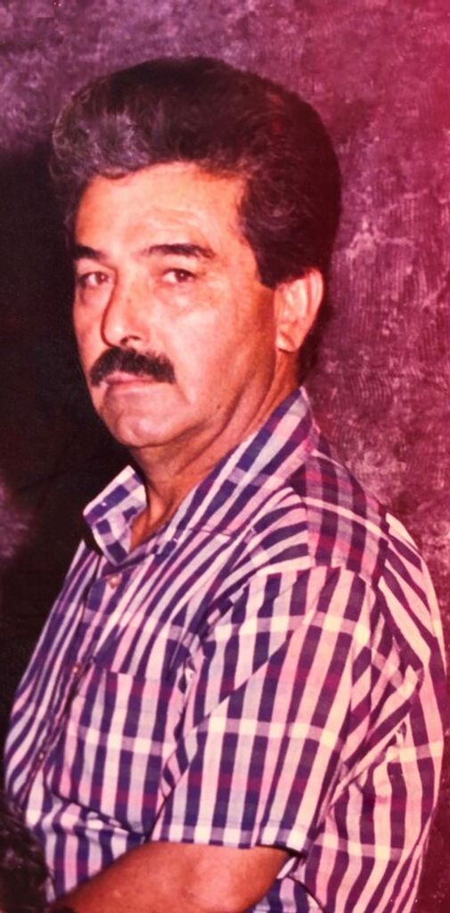Salvador Barragan Profile Photo