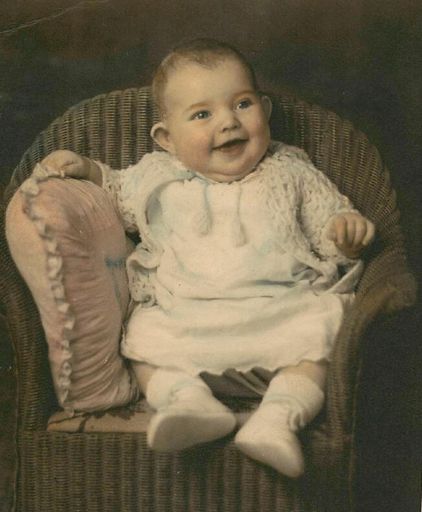 Natalie Annette (King)  McLain photo gallery thumbnail 3 of 173