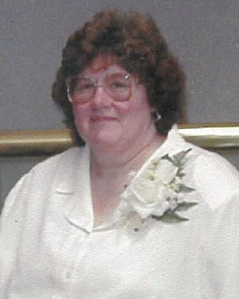 Anne Biesterfeld Profile Photo