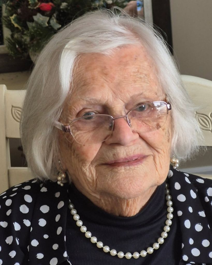 M. Isabel Wakeling Profile Photo