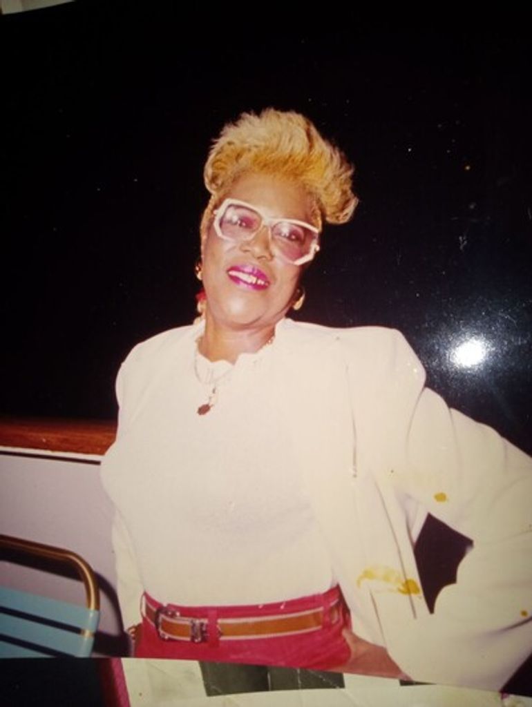 Ophelia Danson Baker Profile Photo