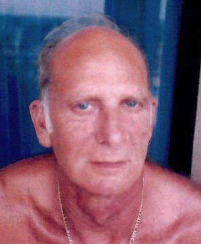 Alexander P Blandeburgo Profile Photo