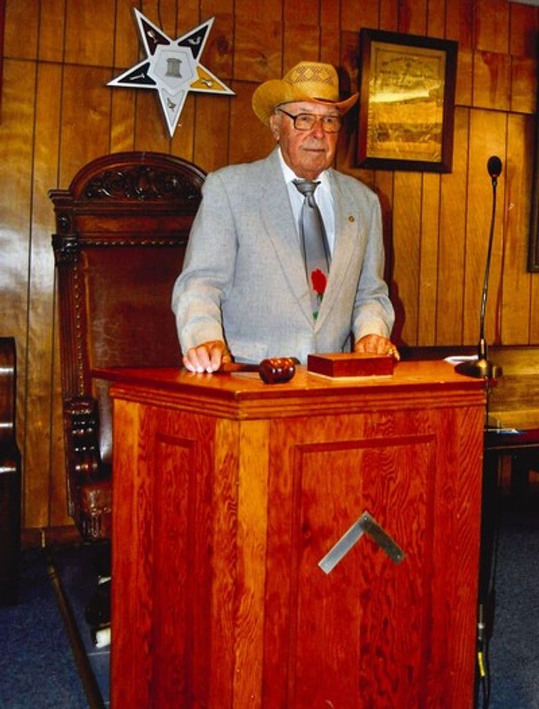 Dr. C. Garth Cline Profile Photo