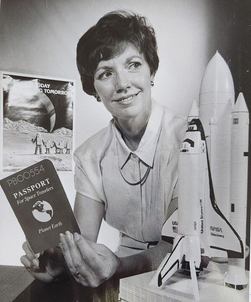 Ellen Lou Gallagher
