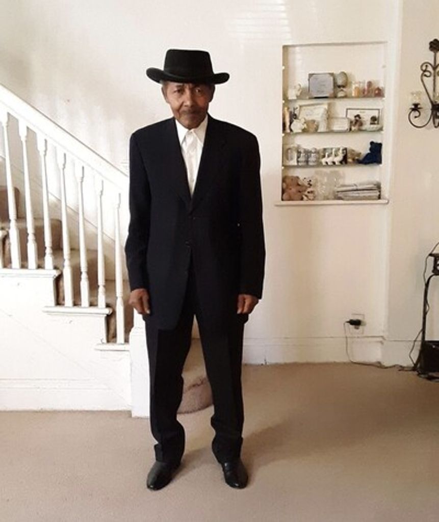 Frank Mukes Jr. Profile Photo