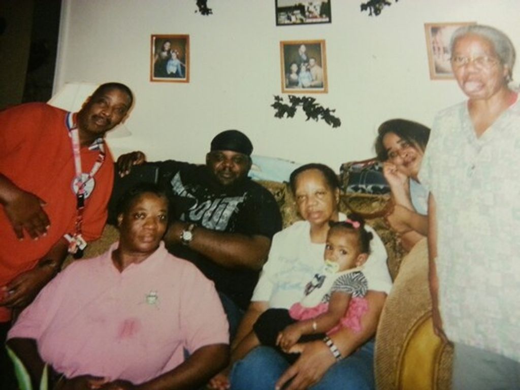 Sandra Dee Campbell Profile Photo