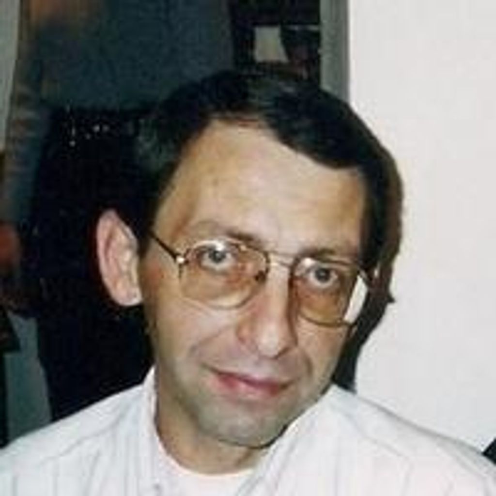 Michael  J. Macenko Profile Photo