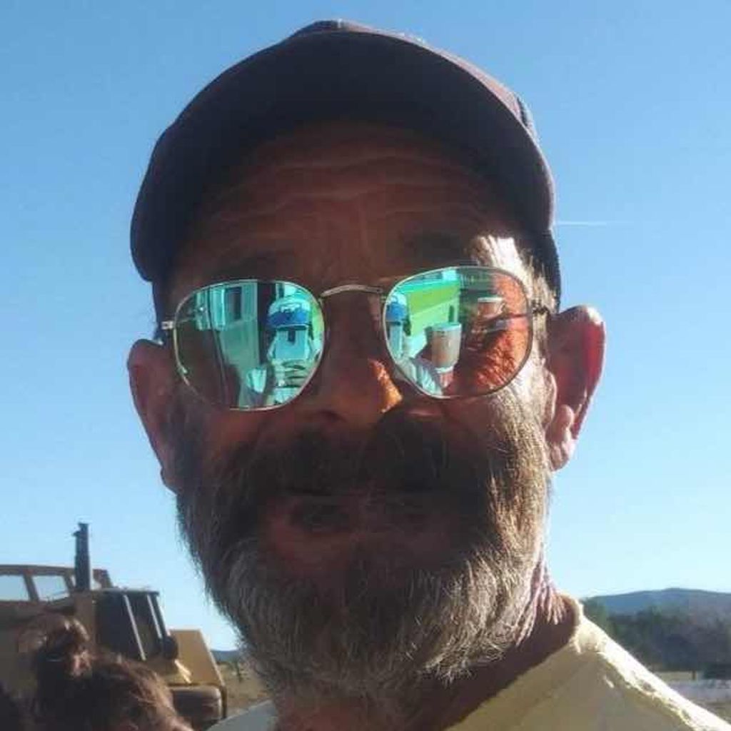 Michael Ray Holder Profile Photo