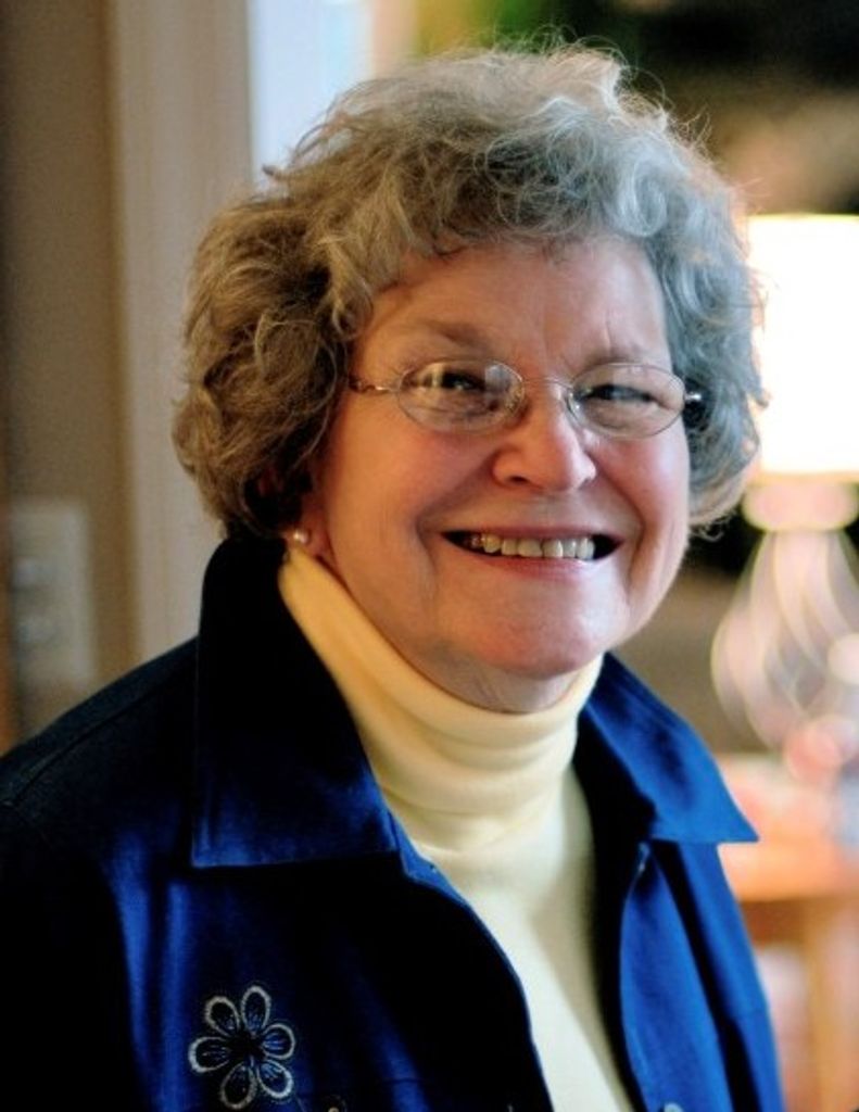 Marcia N Davis