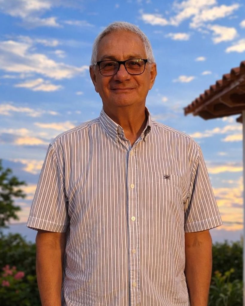 Yslander Yvan Oliveros Profile Photo