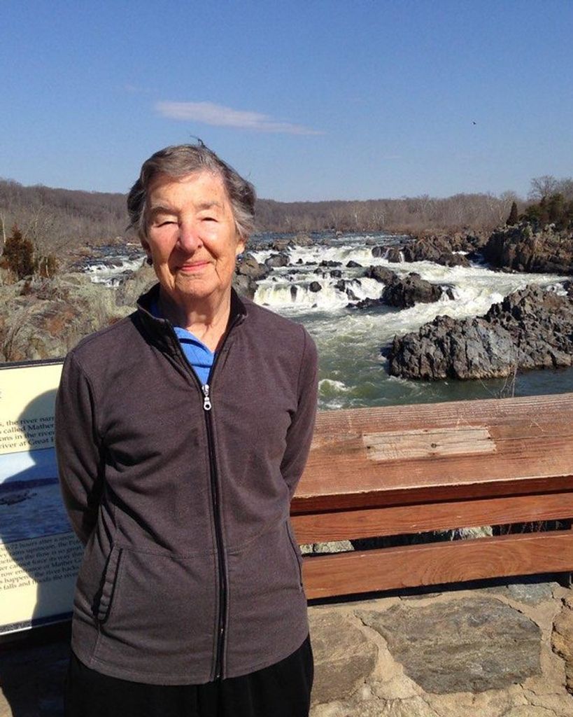 Elizabeth Quarles Glennon Profile Photo