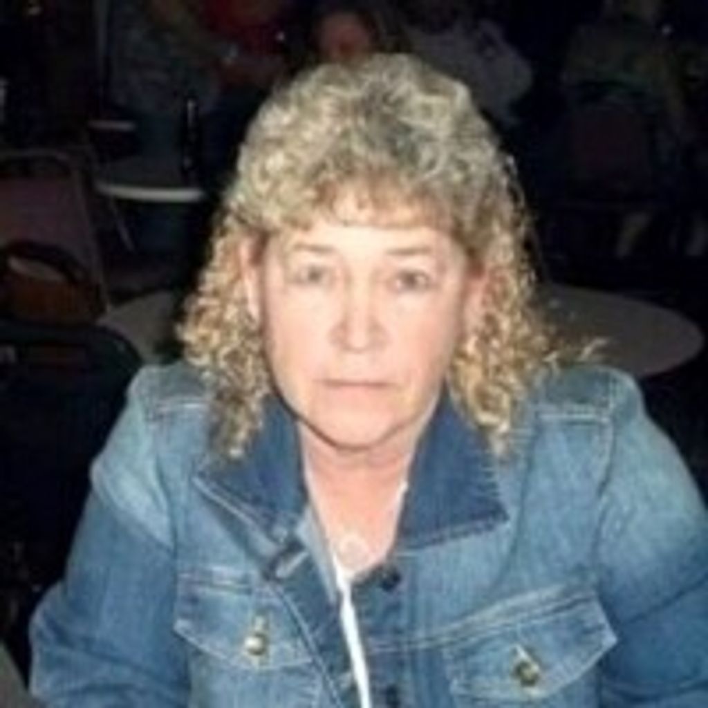 Carolyn Roberts Simmons
