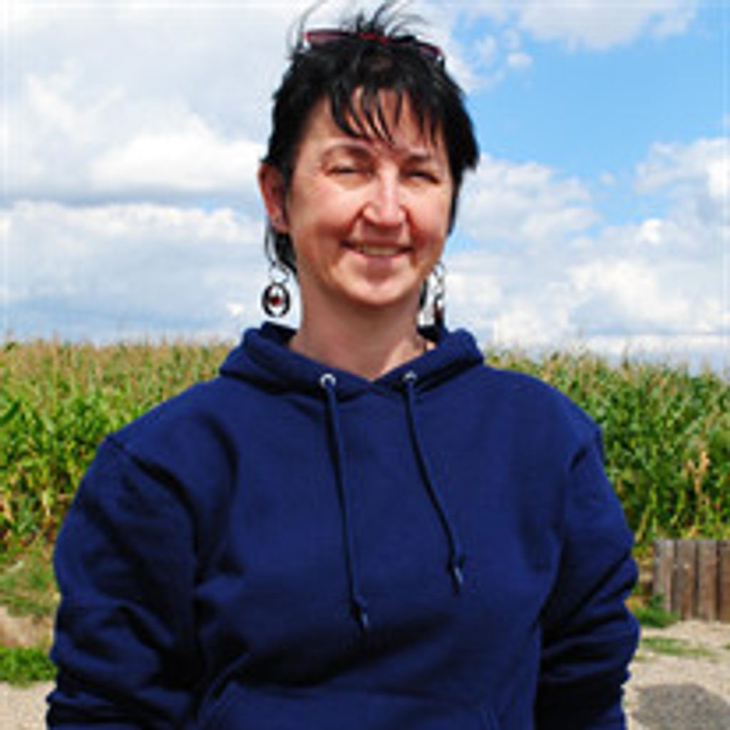 Eva Novosadova