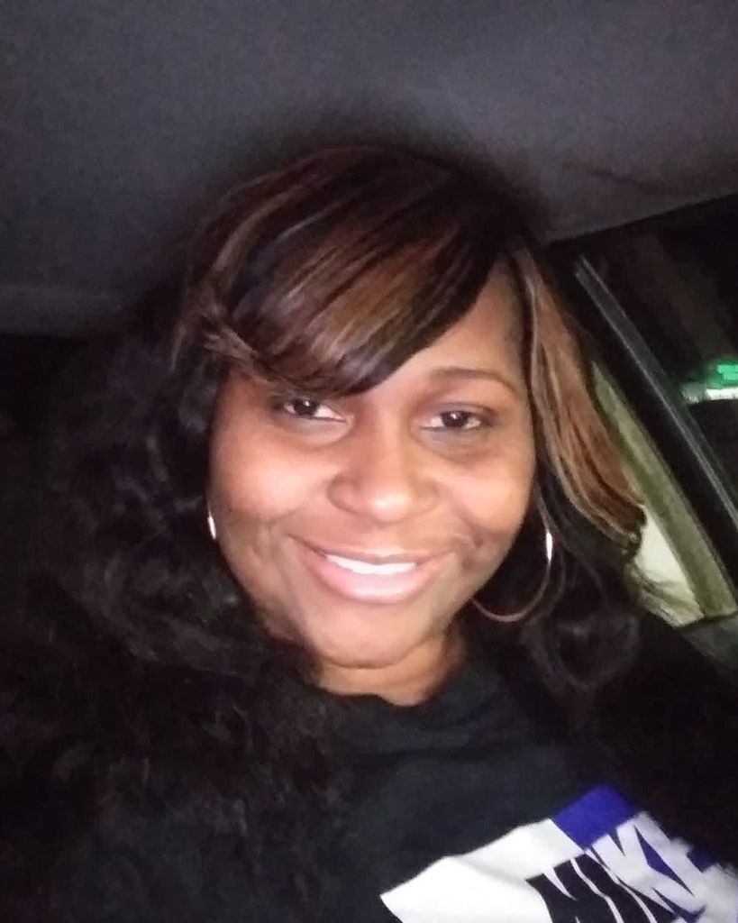 Tiffani Chaneel Robertson