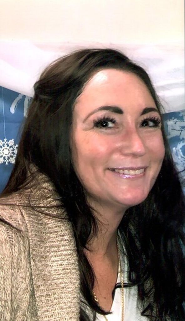 Heather Anneliese Castater Profile Photo