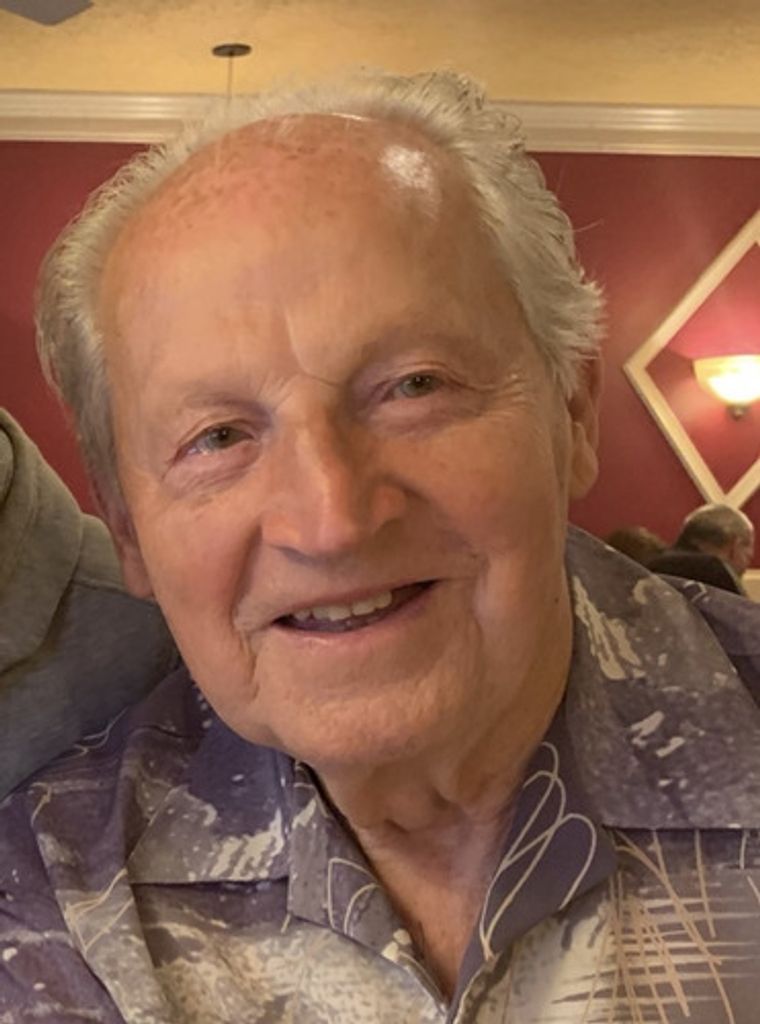 Louis Takacs Profile Photo