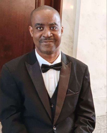 Derick John Bond Profile Photo