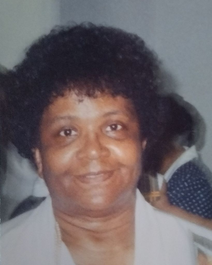 Lucille Lindsay Profile Photo