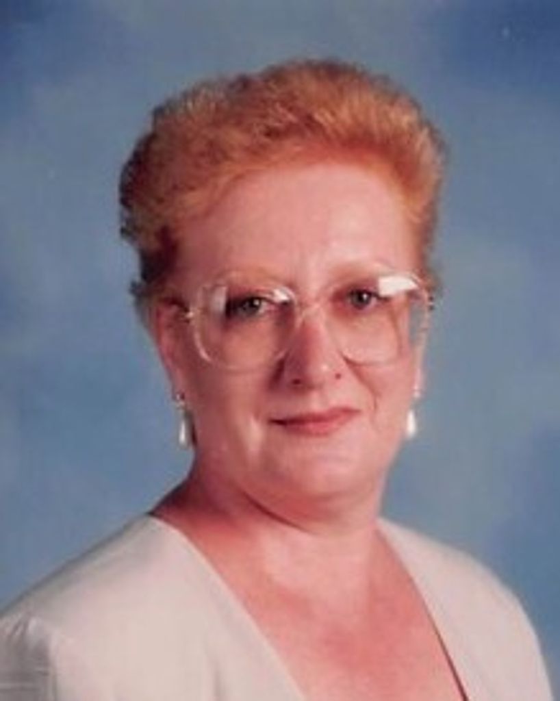 Carolyn Lee Buhle
