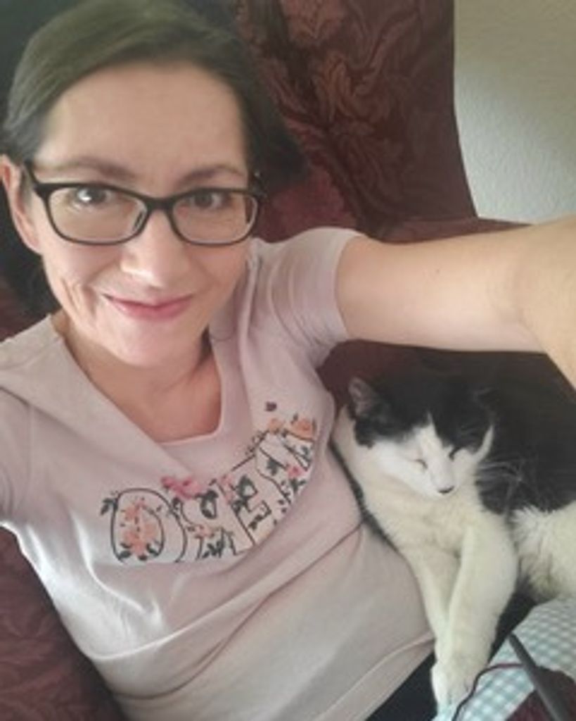 Julie Lynn Martinez Profile Photo