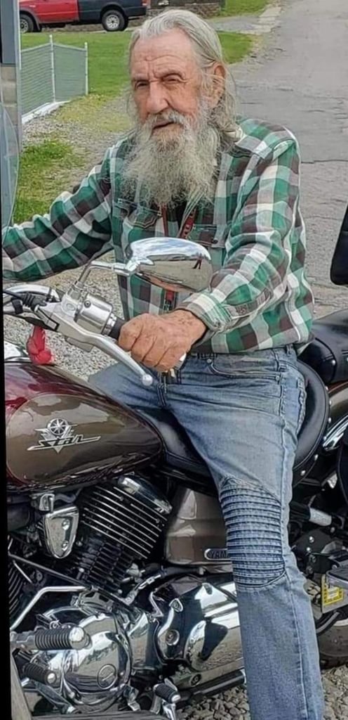 Charles "Charlie" Earl Upton Profile Photo