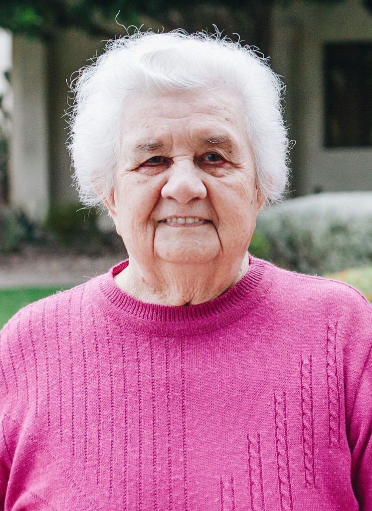 Anna Elizabeth Brandelik Profile Photo