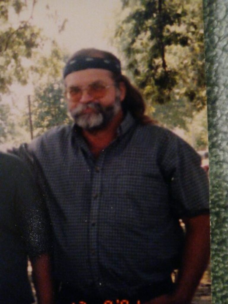 Dan Lester Bowen Profile Photo