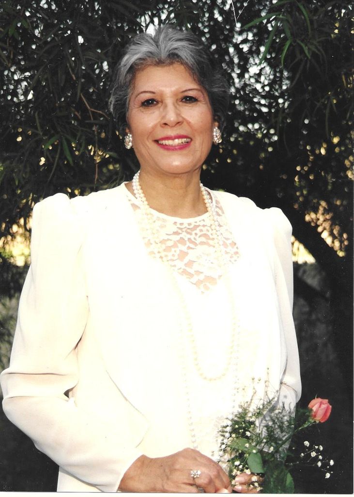 Esmeralda C. Bustos