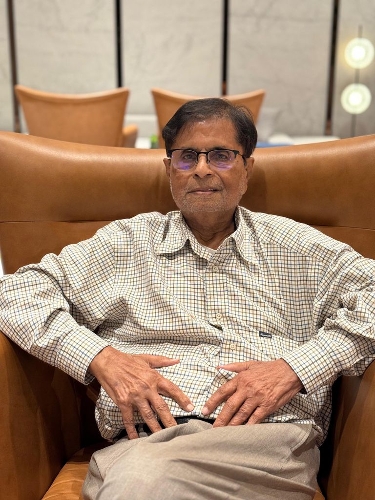 Dr. Mulji C. Pauwaa Profile Photo