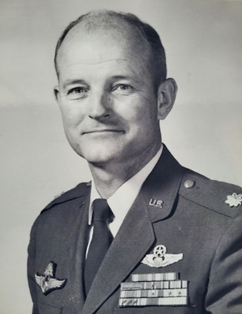 Gordon Grant  Taft Profile Photo