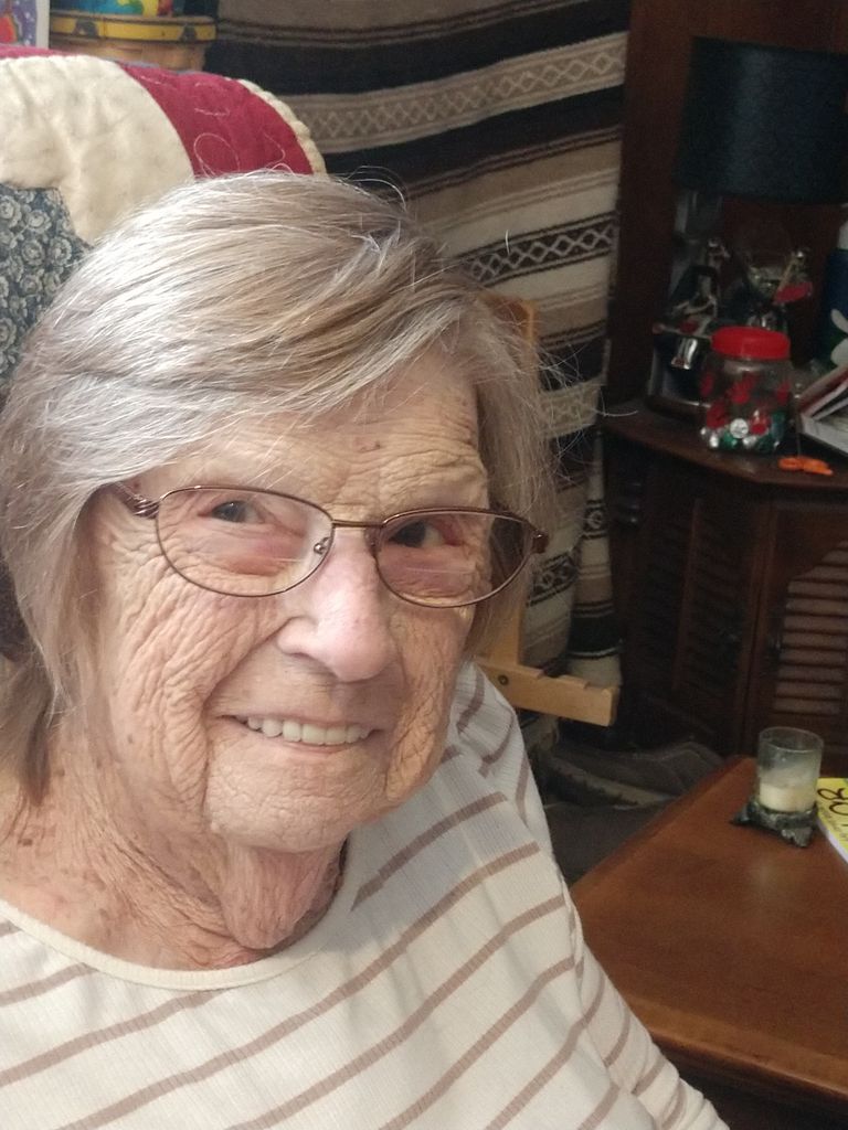 Mary Lou Walker Profile Photo