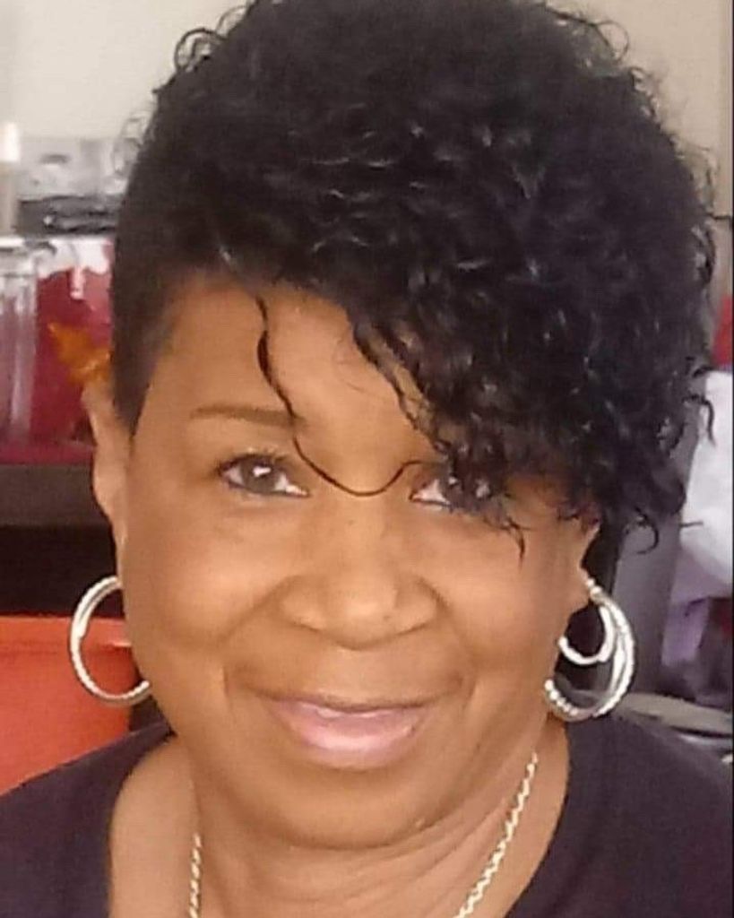 Meshiele 'Rhonda' Holcombe Profile Photo