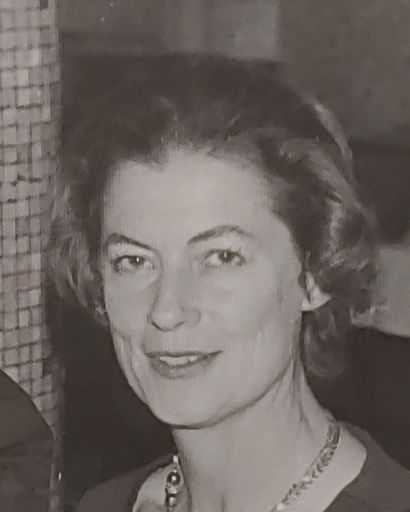 Dorothy Patricia Arnold's obituary image