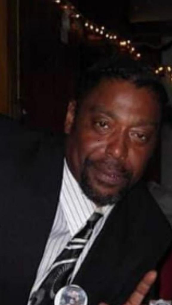 Mr. Earl Jones Profile Photo