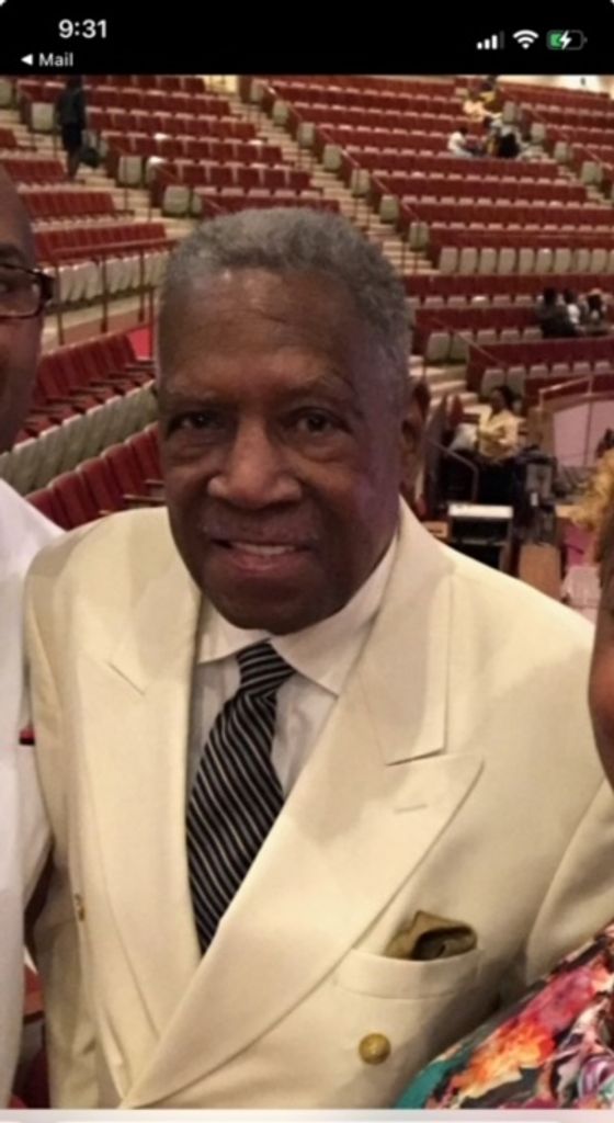 Robert James Smith Profile Photo