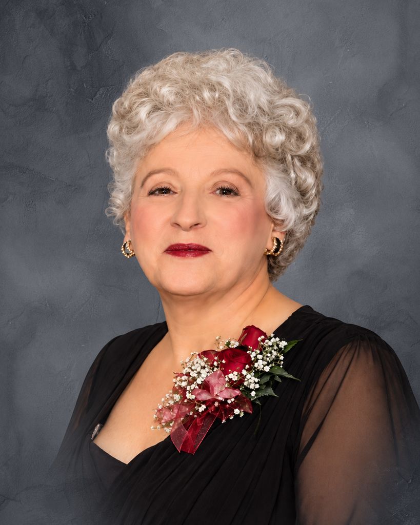 Carolyn Connolly Profile Photo