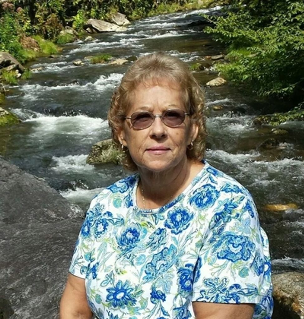 Wanda Sue Hall