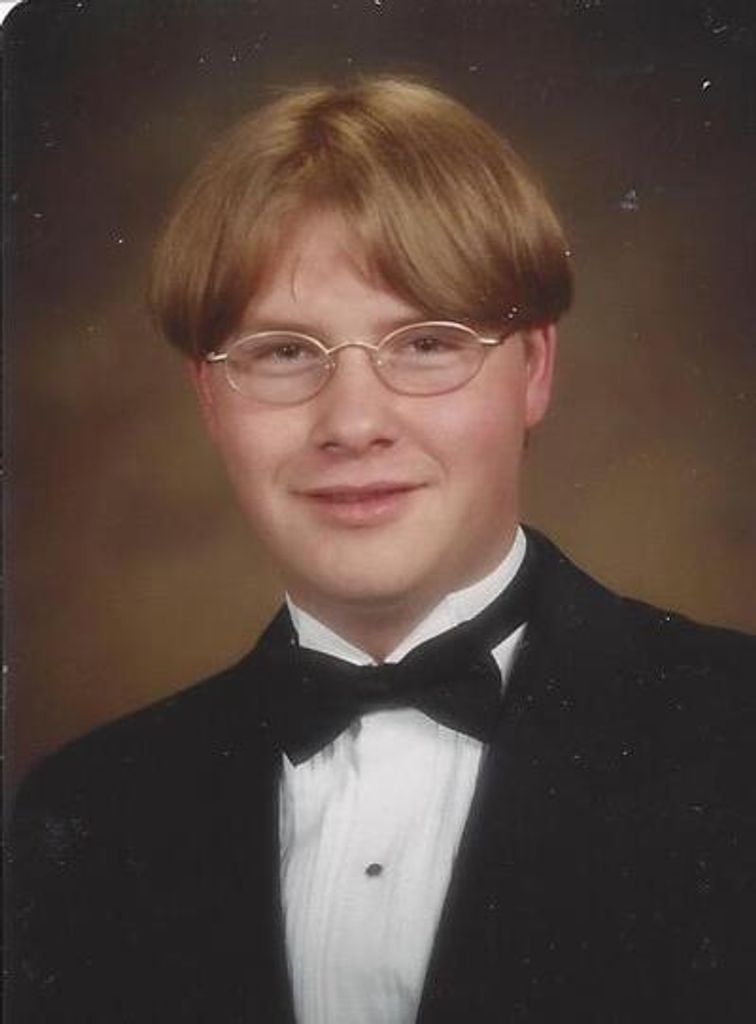 Christopher James Gibson Profile Photo